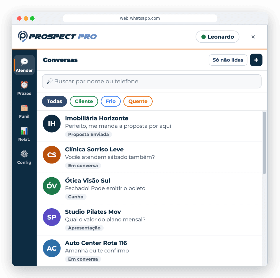 Extensão do ProspectPro dentro do WhatsApp Web, com as conversas e a etapa do funil de cada uma